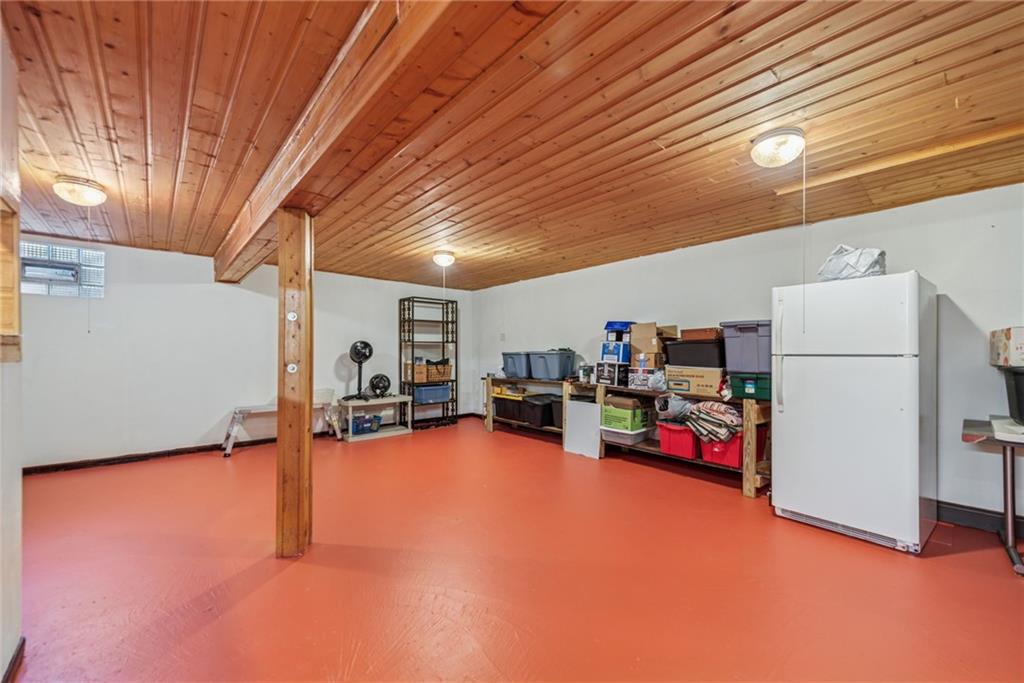 982 Braddock Road Pittsburgh, PA 15221 - Photo 30 of 32 a view of a storage in a room