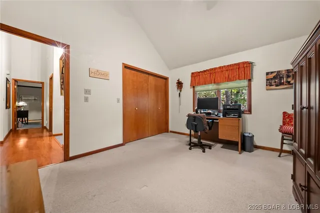 $475,000 | 828 Foxhead Shores Drive, Linn Creek, MO 65052