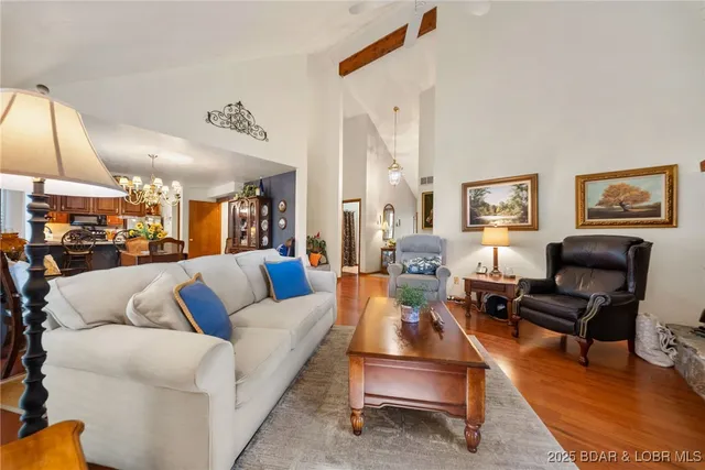 $475,000 | 828 Foxhead Shores Drive, Linn Creek, MO 65052