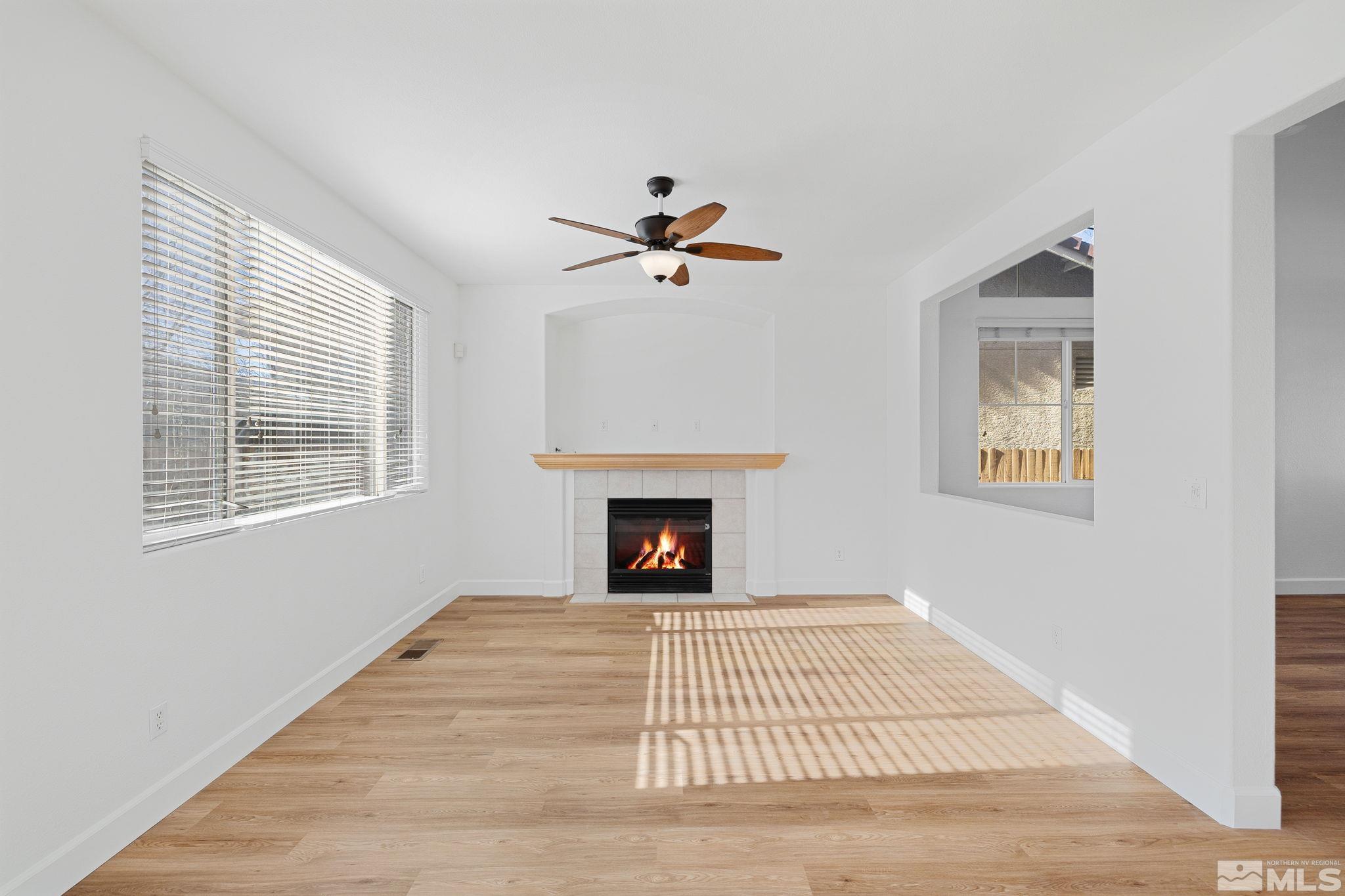 1660 Brentford Way Reno, NV 89521 - Photo 5 of 39 Photo 5