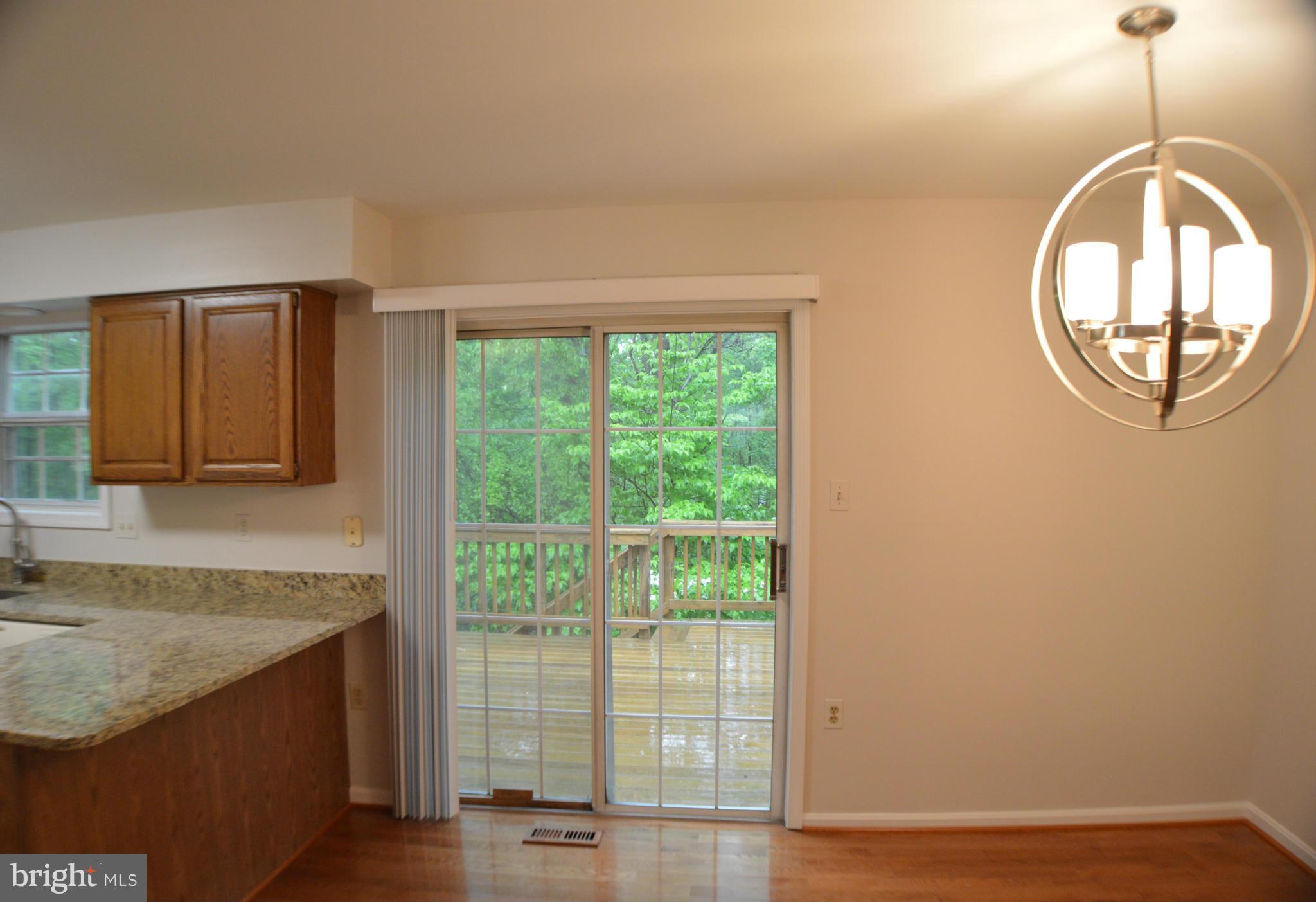 11950 Sentinel Point Court Reston, VA 20191 - Photo 8 of 30 Kitchen