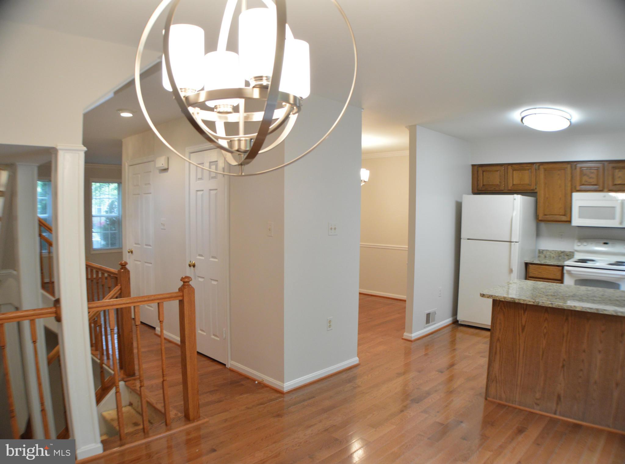 11950 Sentinel Point Court Reston, VA 20191 - Photo 9 of 30 Kitchen