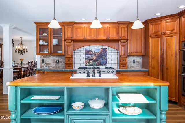 $1,275,000 | 291 Meadow View Drive, Moncure, NC 27559