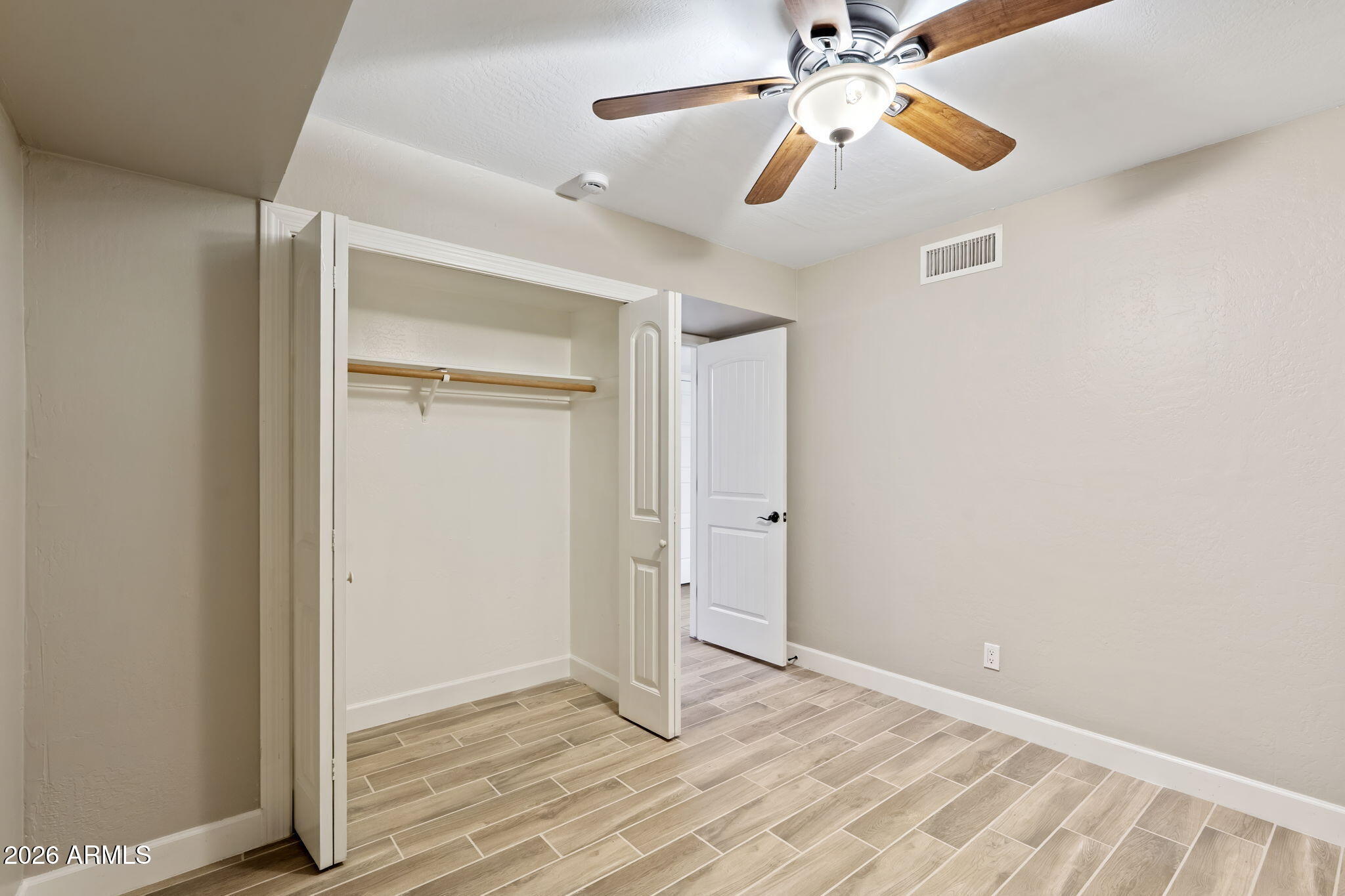 7840 North 7th Street, Unit 1 Phoenix, AZ 85020 - Photo 34 of 42 a view of an empty room