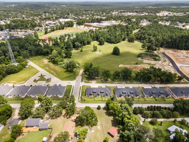 $850,000 | 2307 Flint River Road, Tyler, TX 75703