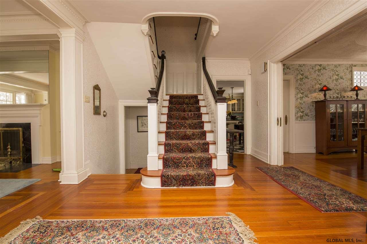 1033 Avon Road Schenectady, NY 12308 - Photo 3 of 24 Photo 3