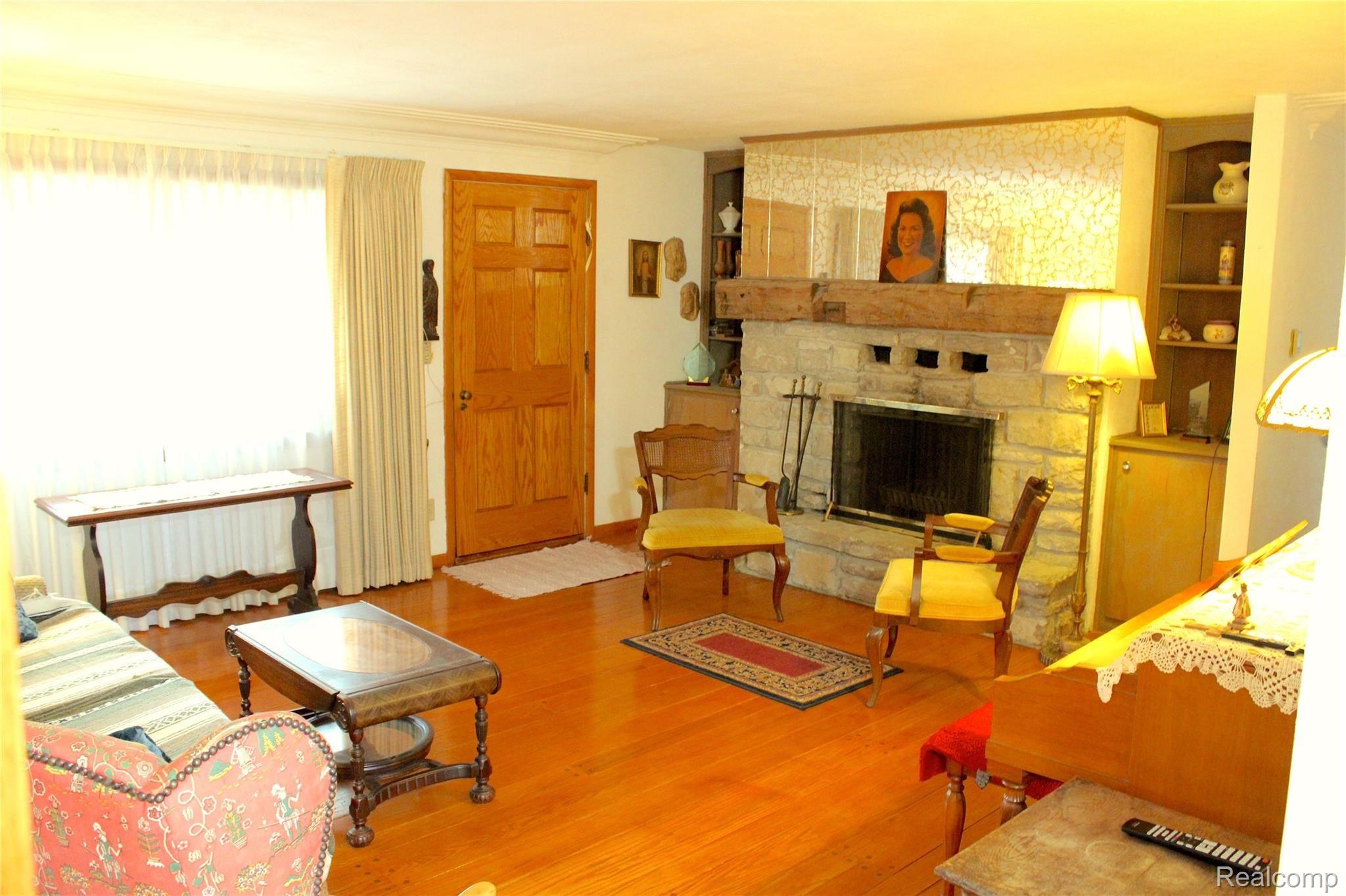 2354 Murphy Road Flint, MI 48504 - Photo 48 of 64 Pic - I41.JPG