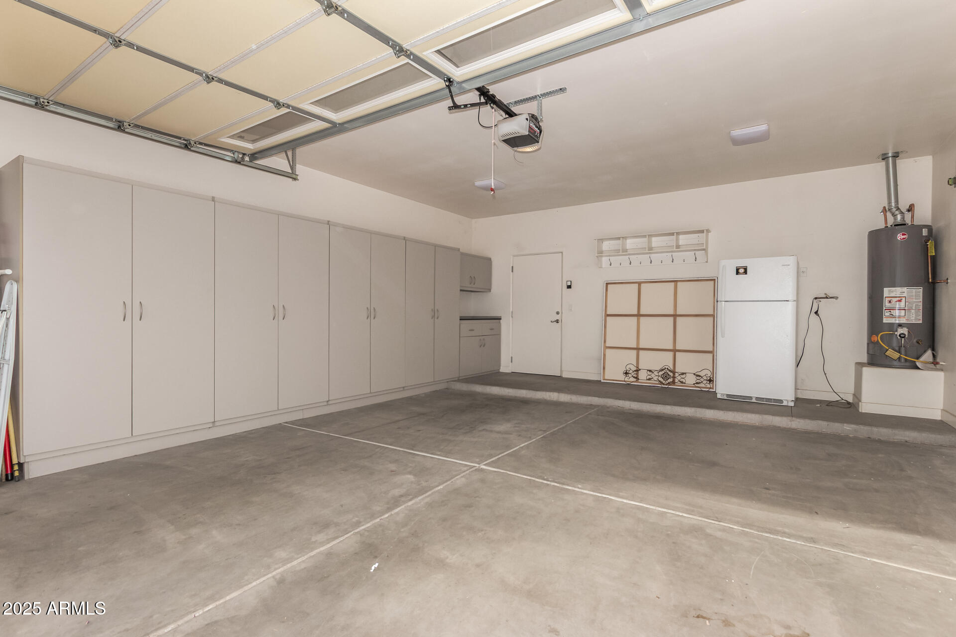 943 East Kortsen Road, Unit 10 Casa Grande, AZ 85122 - Photo 35 of 35 a view of a garage