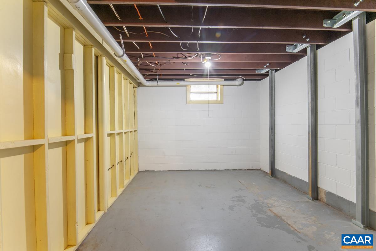 801 Poplar Spring Road Scottsville, VA 24590 - Photo 23 of 44 a view of under construction room