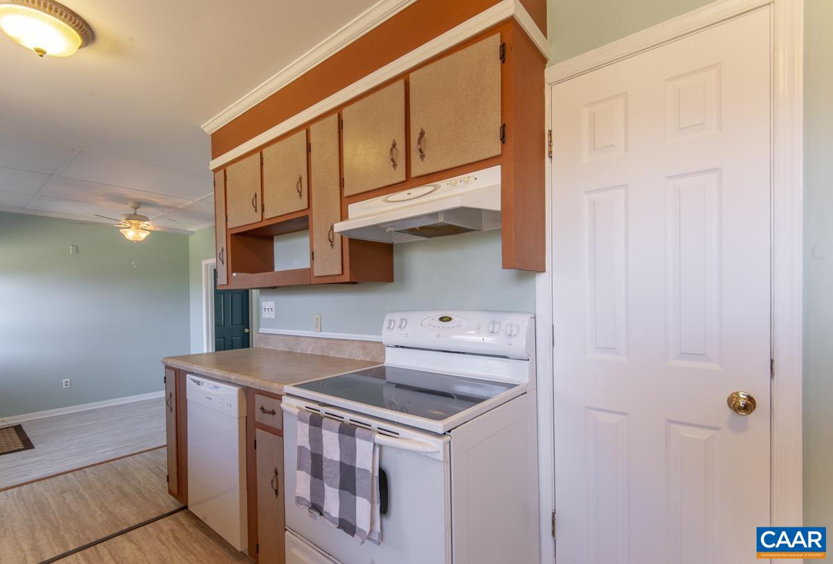 801 Poplar Spring Road Scottsville, VA 24590 - Photo 10 of 44 a utility room with dryer and washer