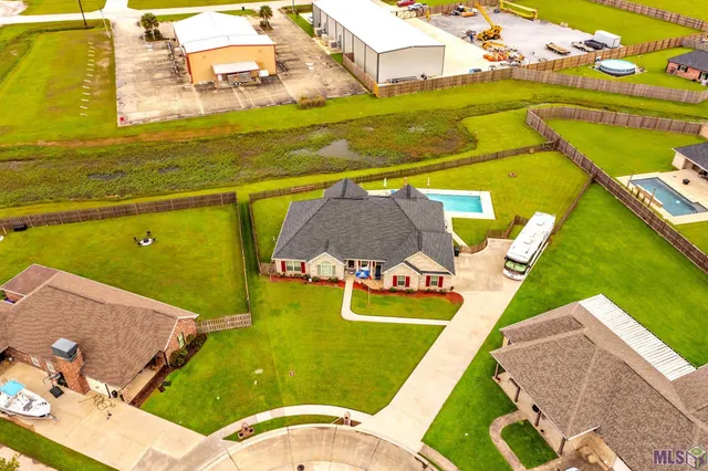 $430,000 | 324 Inglewood Way, Houma, LA 70360