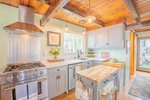 $625,000 | 952 Linda Avenue, South Lake Tahoe, CA 96150