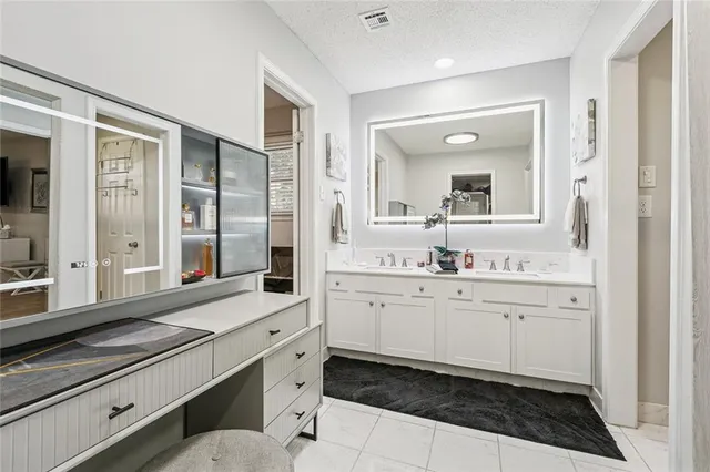 $430,000 | 13 Echezeaux Drive, Kenner, LA 70065