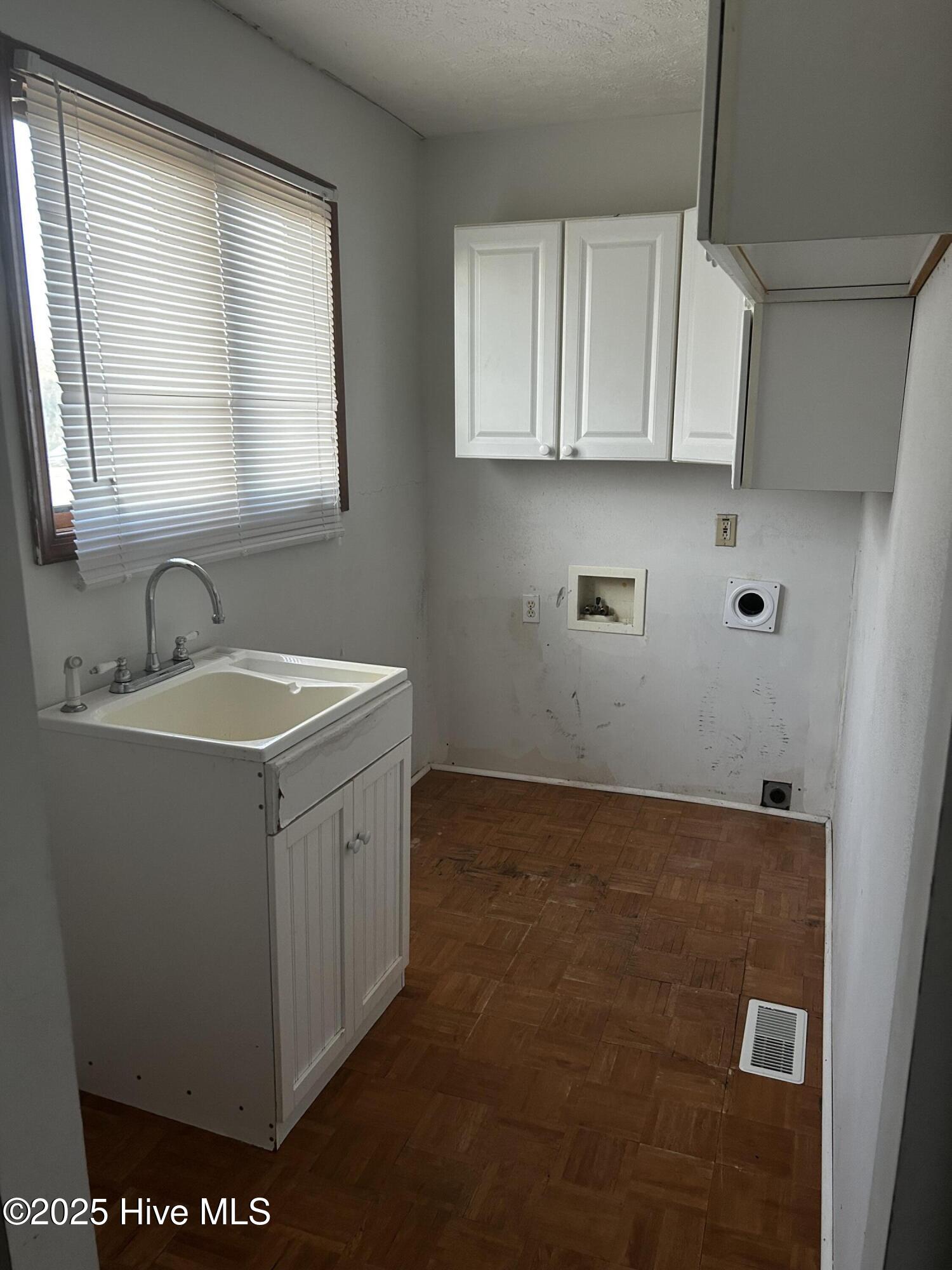 942 Highway 1 Rockingham, NC 28379 - Photo 9 of 17