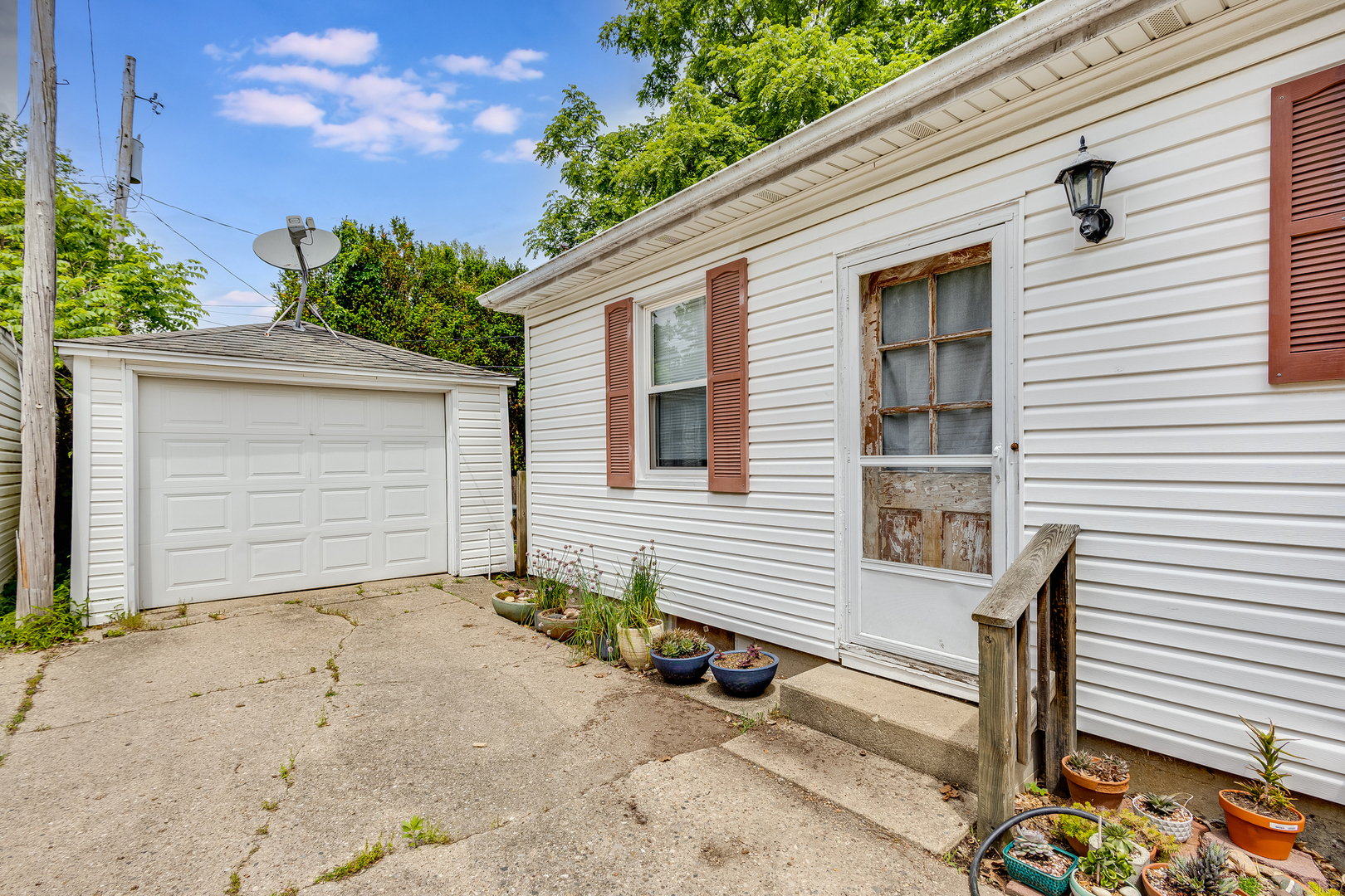 1004 West John Street Champaign, IL 61821 - Photo 22 of 25
