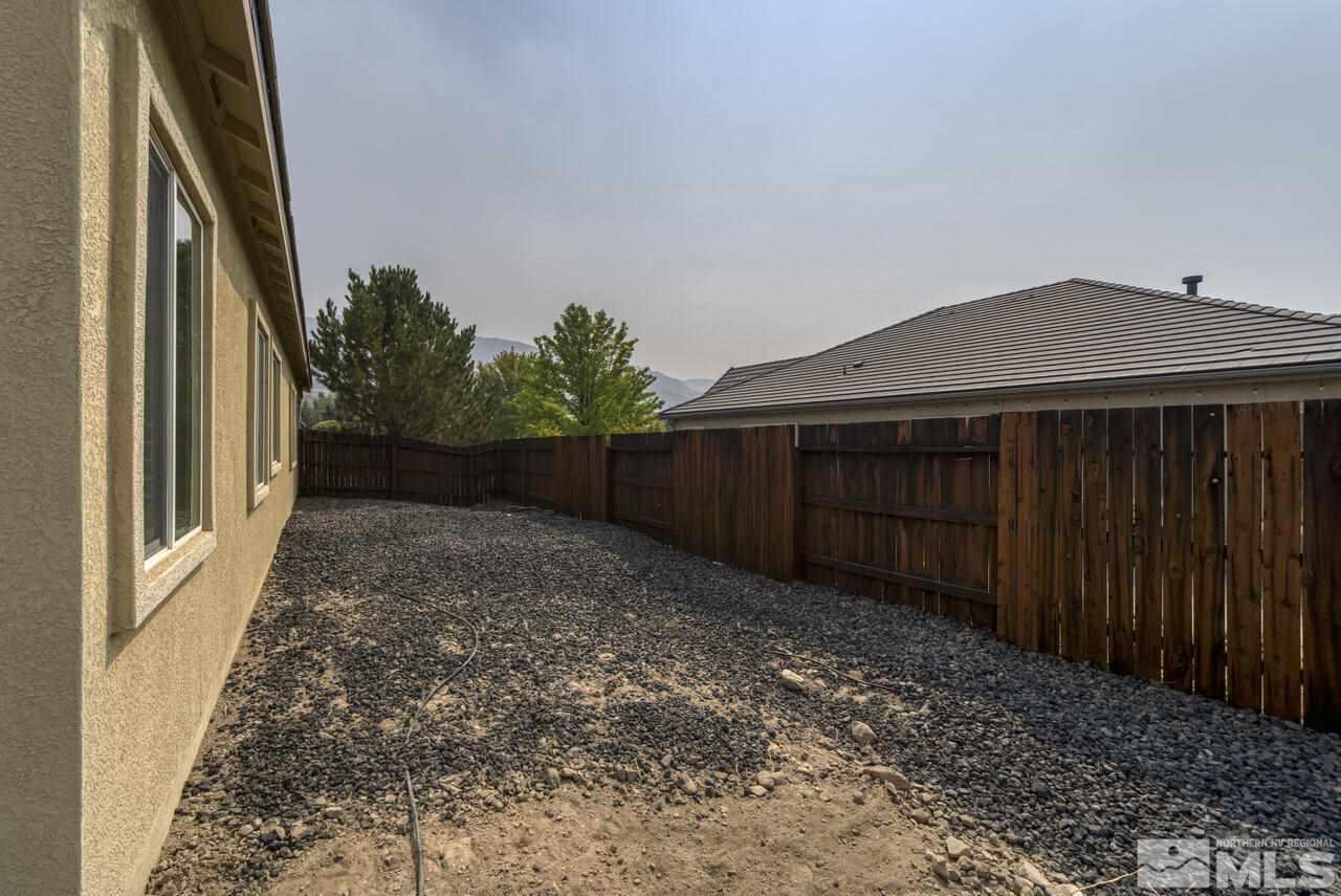 2604 Mule Circle Reno, NV 89521 - Photo 8 of 40 a backyard of a house
