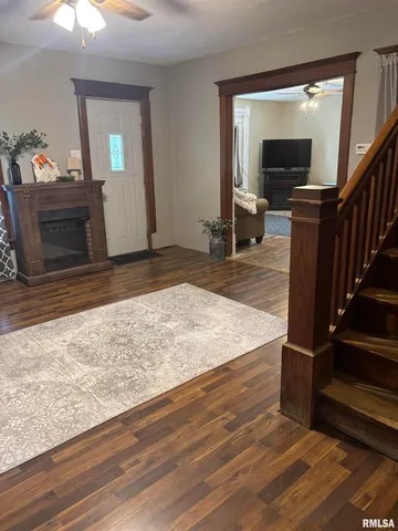 a view of a living room