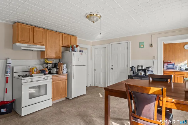 $395,900 | 316 Wilson Street, Waterbury, CT 06708