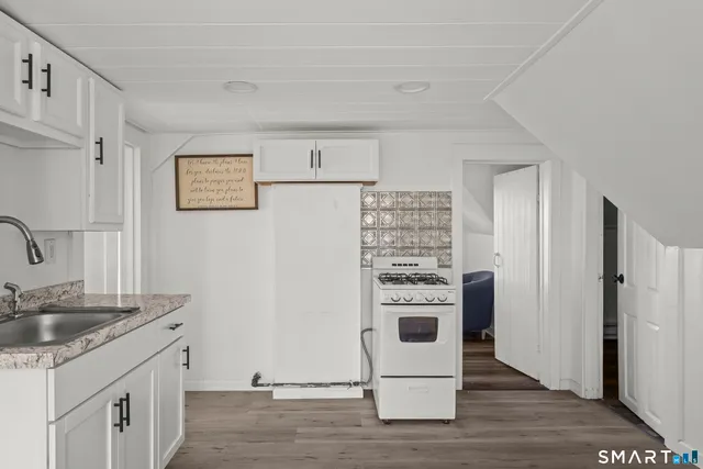 $395,900 | 316 Wilson Street, Waterbury, CT 06708