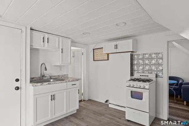 $395,900 | 316 Wilson Street, Waterbury, CT 06708