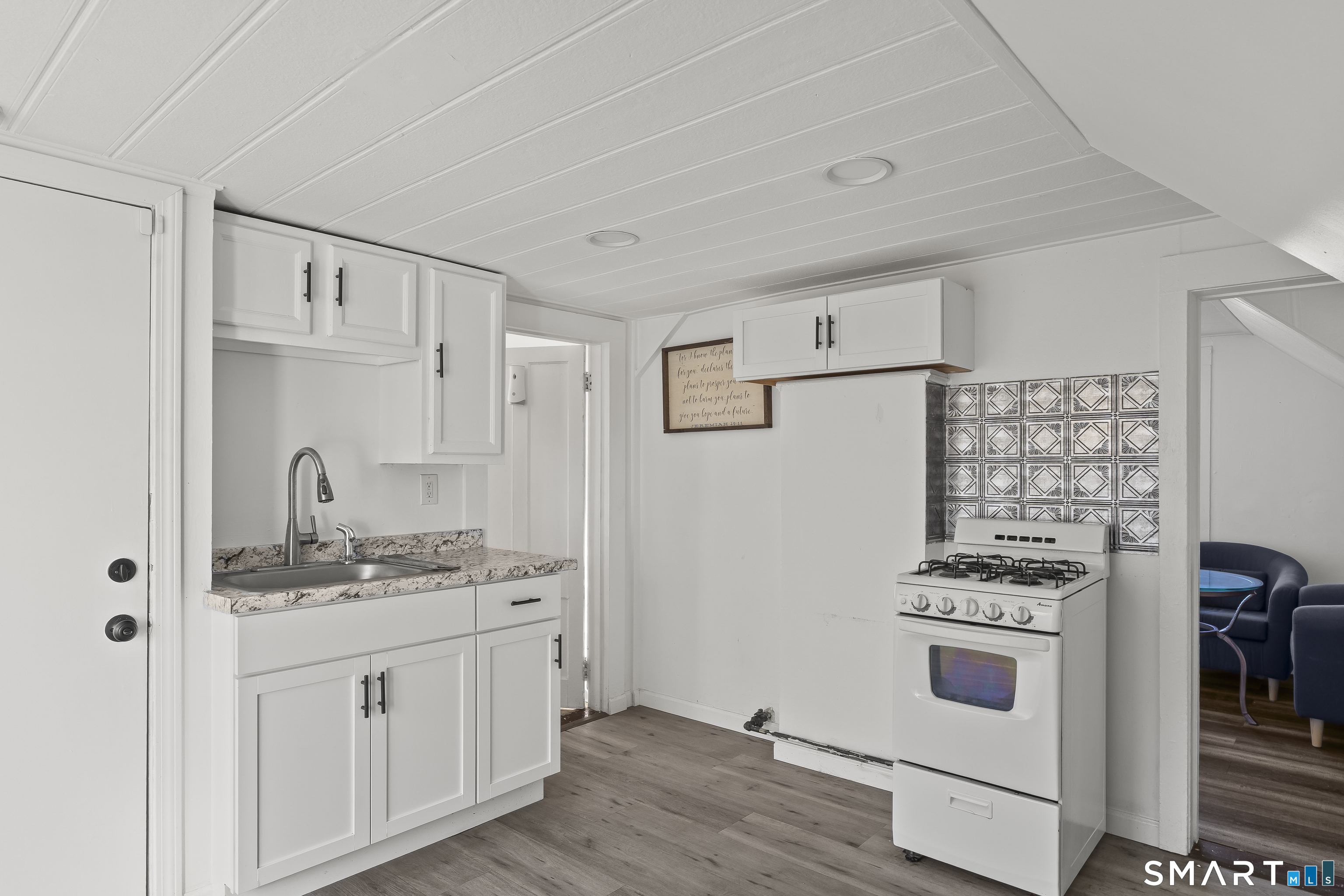 316 Wilson Street Waterbury, CT 06708 - Photo 28 of 35