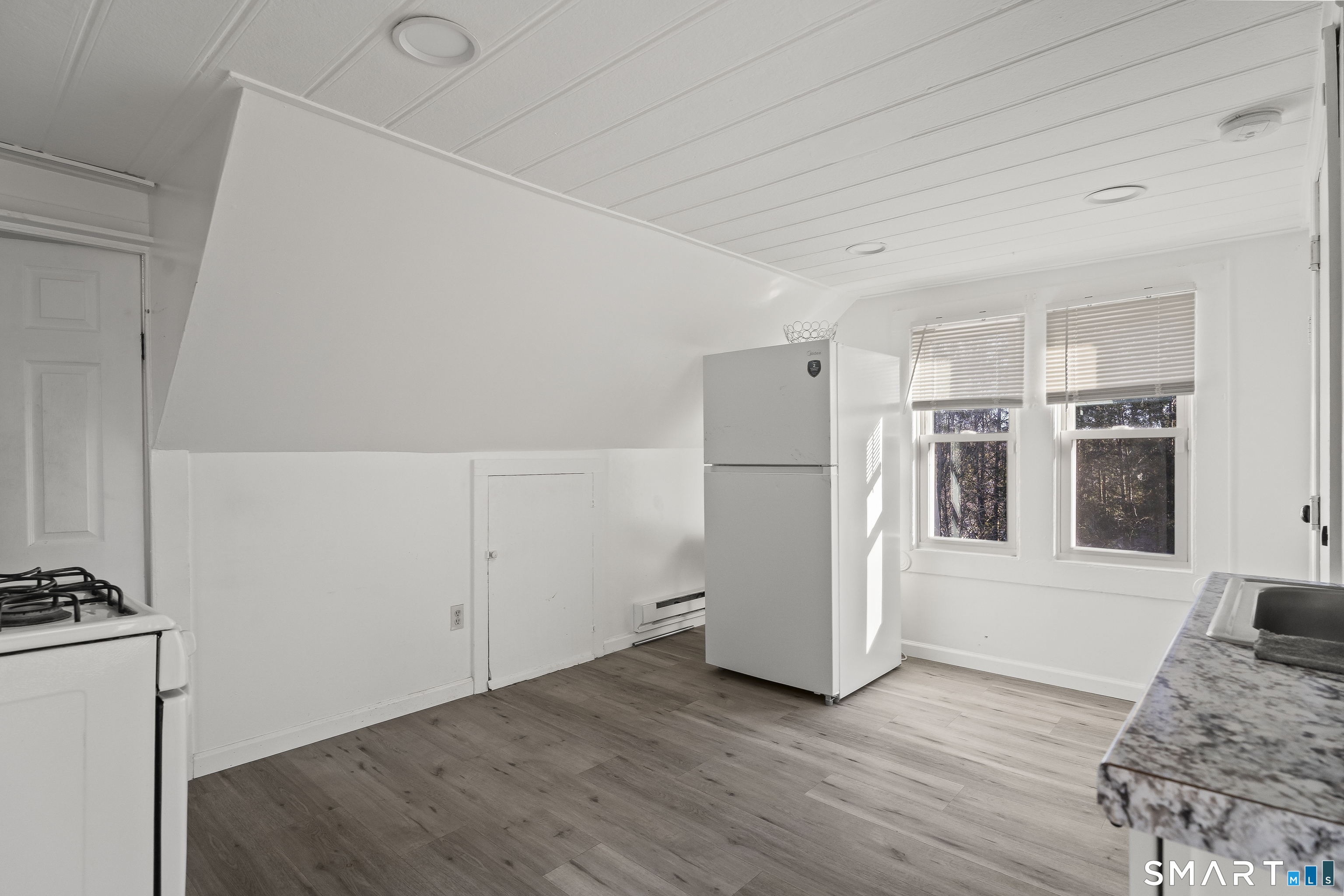 316 Wilson Street Waterbury, CT 06708 - Photo 29 of 35