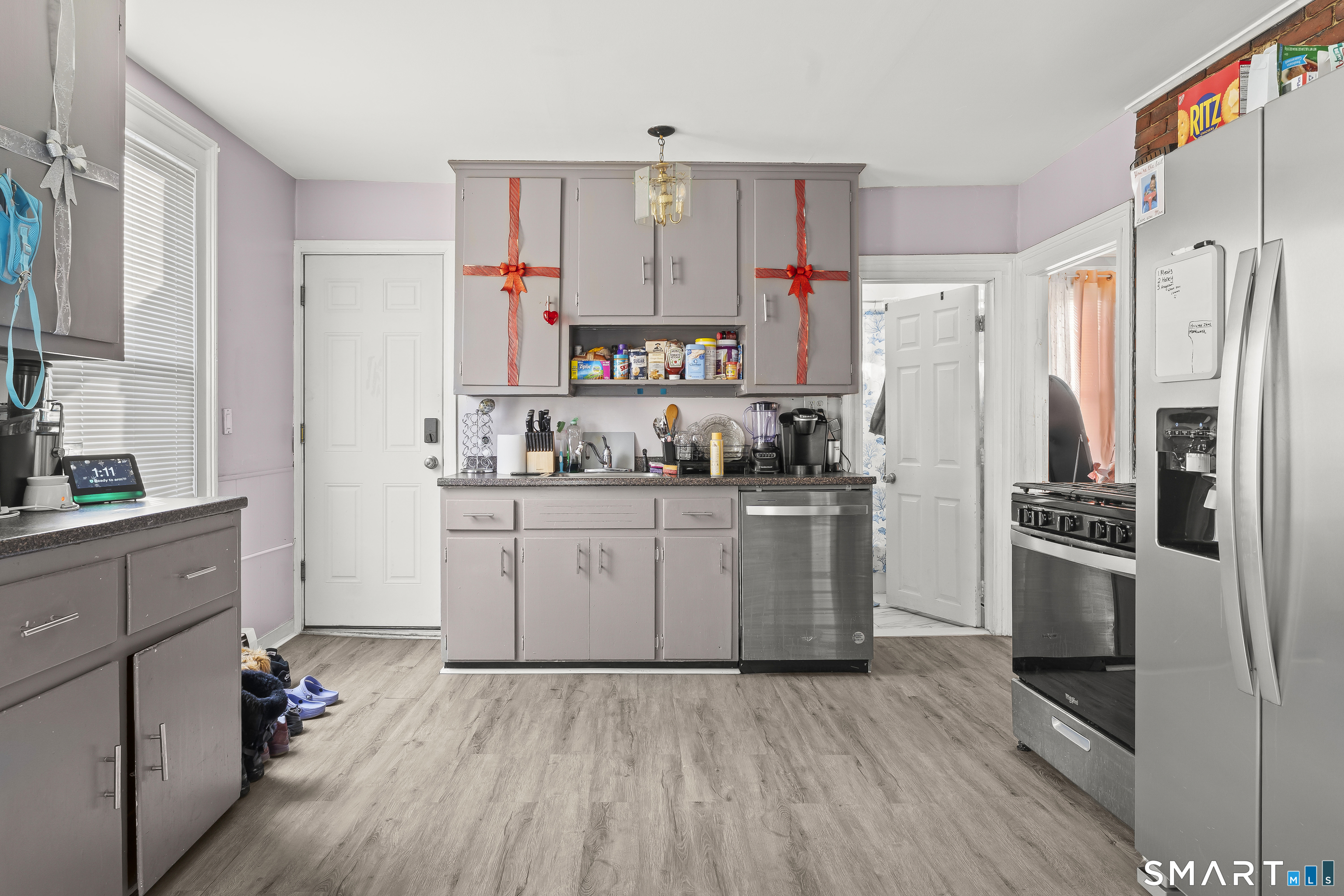 316 Wilson Street Waterbury, CT 06708 - Photo 9 of 35