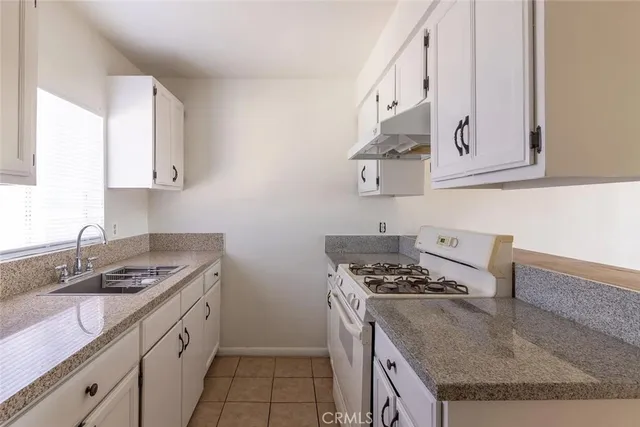 $1,149,999 | 920 Cerritos Avenue, Long Beach, CA 90813