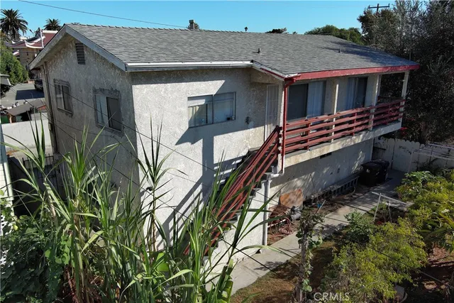 $1,149,999 | 920 Cerritos Avenue, Long Beach, CA 90813