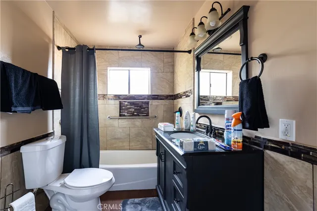 $1,149,999 | 920 Cerritos Avenue, Long Beach, CA 90813