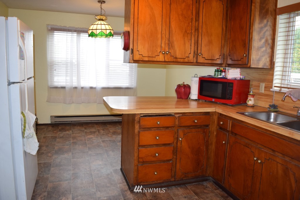 64 Southwest William Avenue Chehalis, WA 98532 - Photo 5 of 8 Gallery Image 5