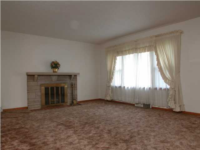 9720 3rd Street Road Louisville, KY 40272 - Photo 9 of 17 Additional Photo