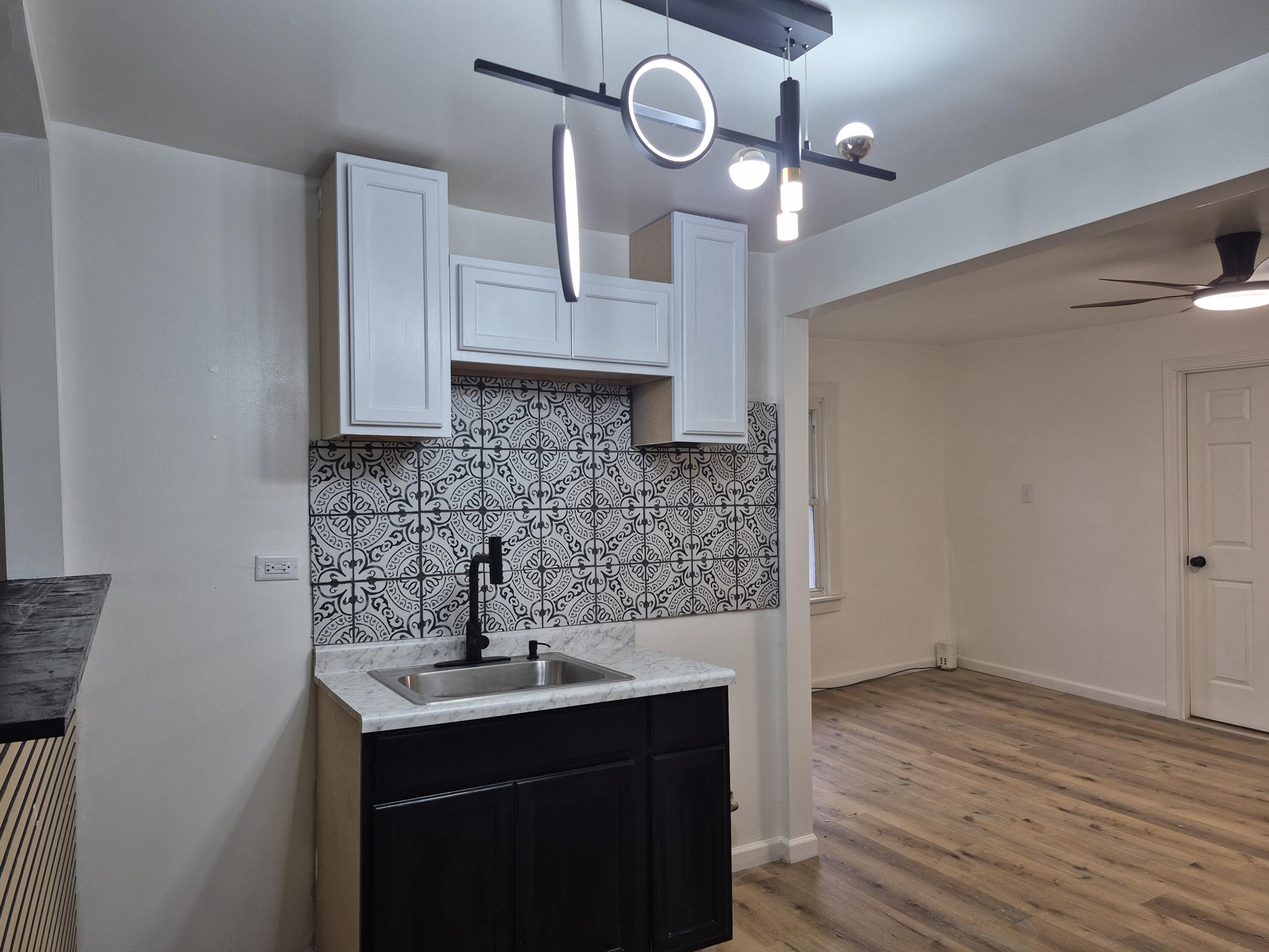 4690 Delaware Street Gary, IN 46409 - Photo 4 of 16 3000x2250