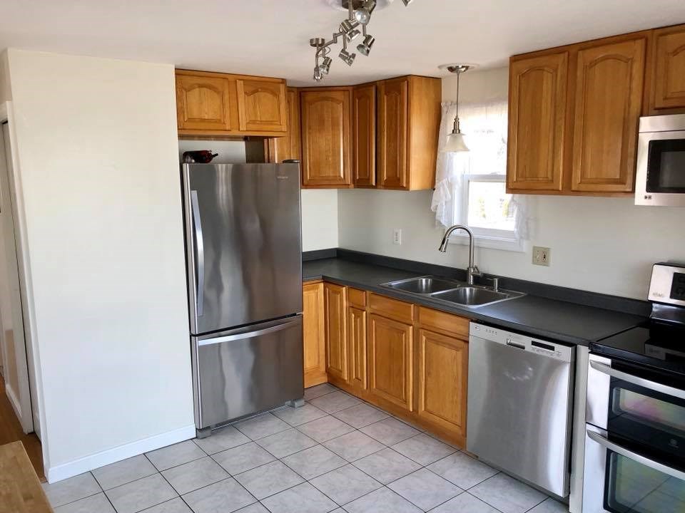 20 South Woody Hill Road Westerly, RI 02891 - Photo 14 of 34 Gallery Image 14