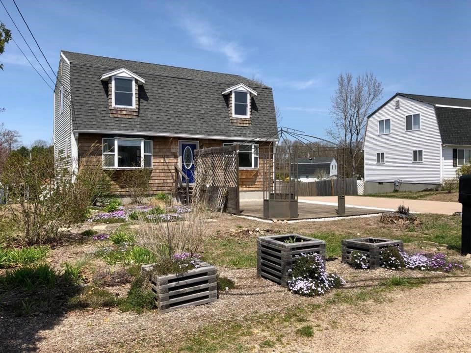 20 South Woody Hill Road Westerly, RI 02891 - Photo 2 of 34 Gallery Image 2