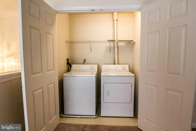 $2,450 | 121 Timberbrook Lane, Unit 304, Gaithersburg, MD 20878