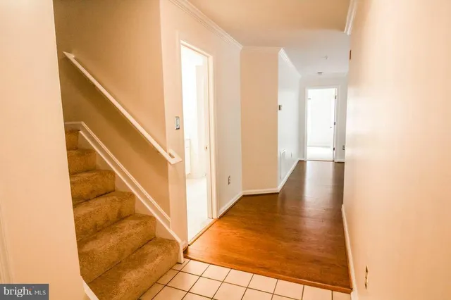 $2,450 | 121 Timberbrook Lane, Unit 304, Gaithersburg, MD 20878