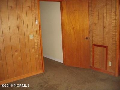 2792 Lynnsburg Road Scranton, NC 27875 - Photo 3 of 5 004
