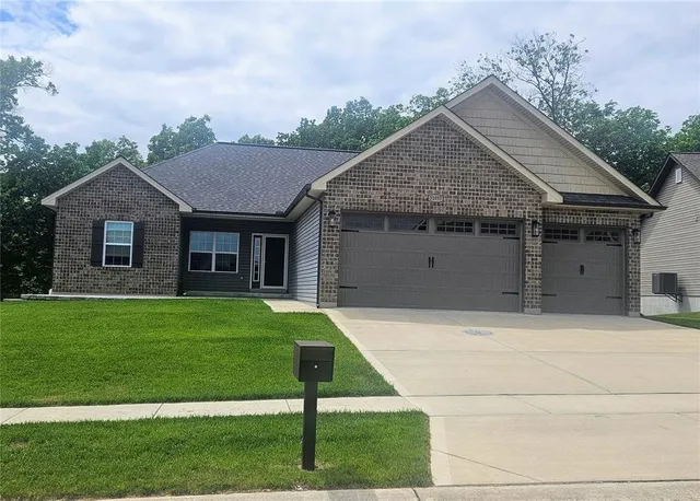 $362,900 | 10711 Trenton Lane, Unit TBB, Foristell, MO 63348