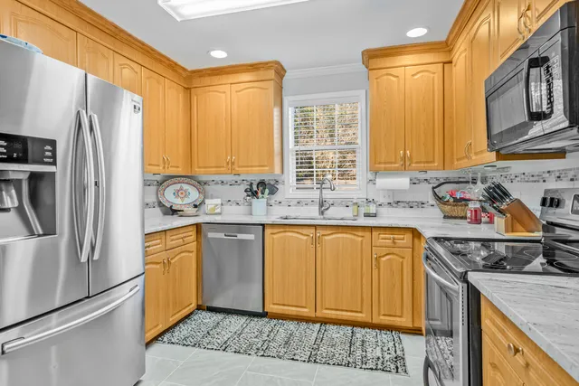 $529,000 | 1522 North Avalon Circle, Charleston, SC 29407