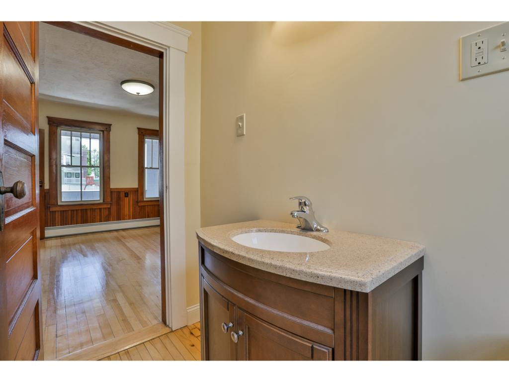 708 Maple Street Manchester, NH 03104 - Photo 16 of 36 Gallery Image 16