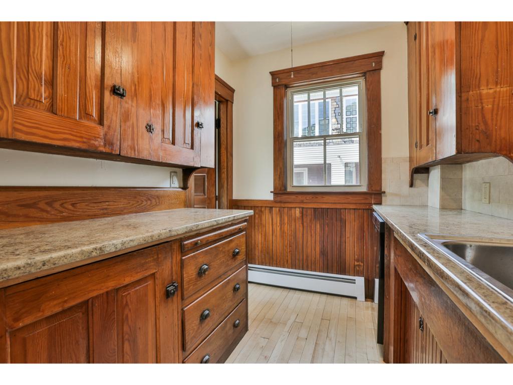 708 Maple Street Manchester, NH 03104 - Photo 20 of 36 Gallery Image 20
