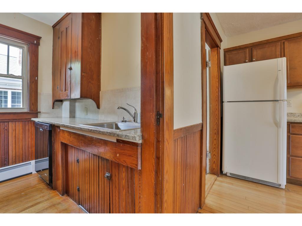 708 Maple Street Manchester, NH 03104 - Photo 32 of 36 Gallery Image 32