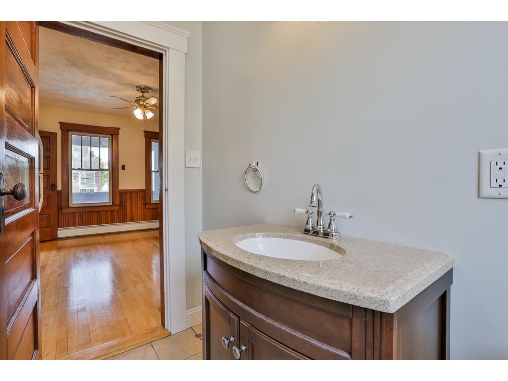 708 Maple Street Manchester, NH 03104 - Photo 33 of 36 Gallery Image 33