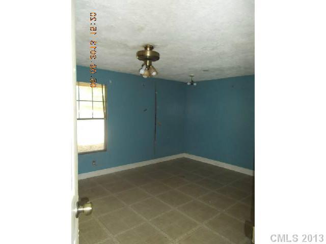 4600 Rye Court Iron Station, NC 28080 - Photo 5 of 7