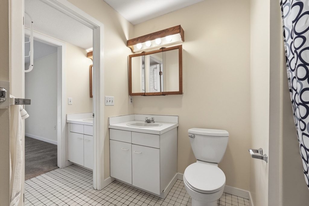 70 Amity Place, Unit 70 Amherst, MA 01002 - Photo 27 of 35