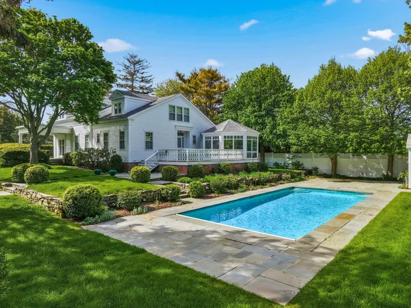 $12,925,000 | 14 Thayer Street, Edgartown, MA 02539