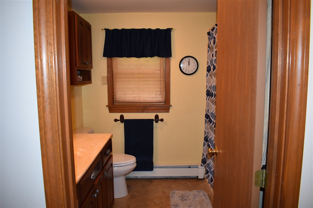 109 Kilrea Road Derry, NH 03038 - Photo 12 of 27