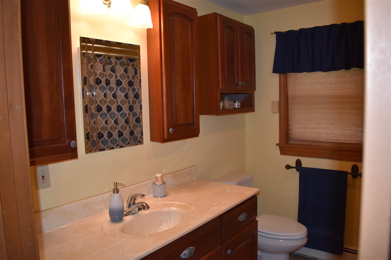 109 Kilrea Road Derry, NH 03038 - Photo 13 of 27