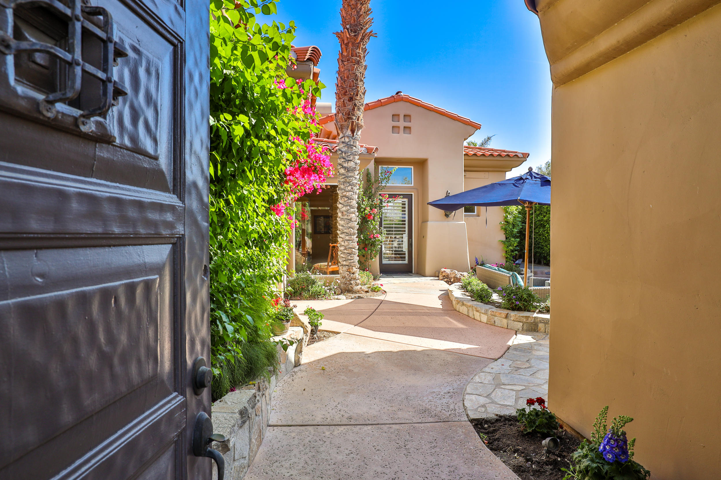 217 Loch Lomond Road Rancho Mirage, CA 92270 - Photo 5 of 49 2Z7A3388